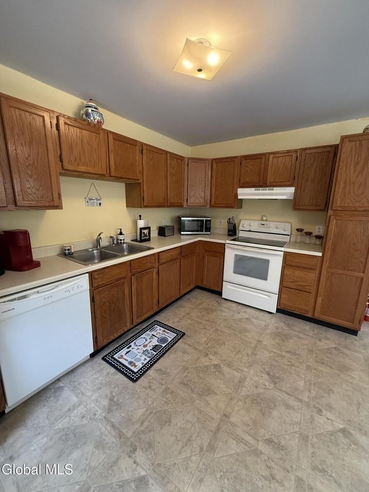 296 Middle Grove Rd Unit 2 #2 - Photo 7 of 14