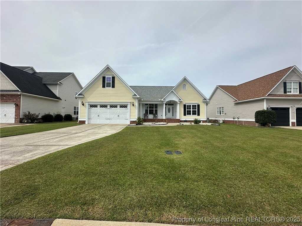 2912 Eaglecrest Lane - Photo 2 of 47