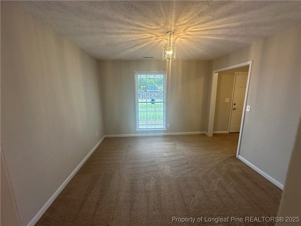 7850 Penelope Dr - Photo 6 of 32