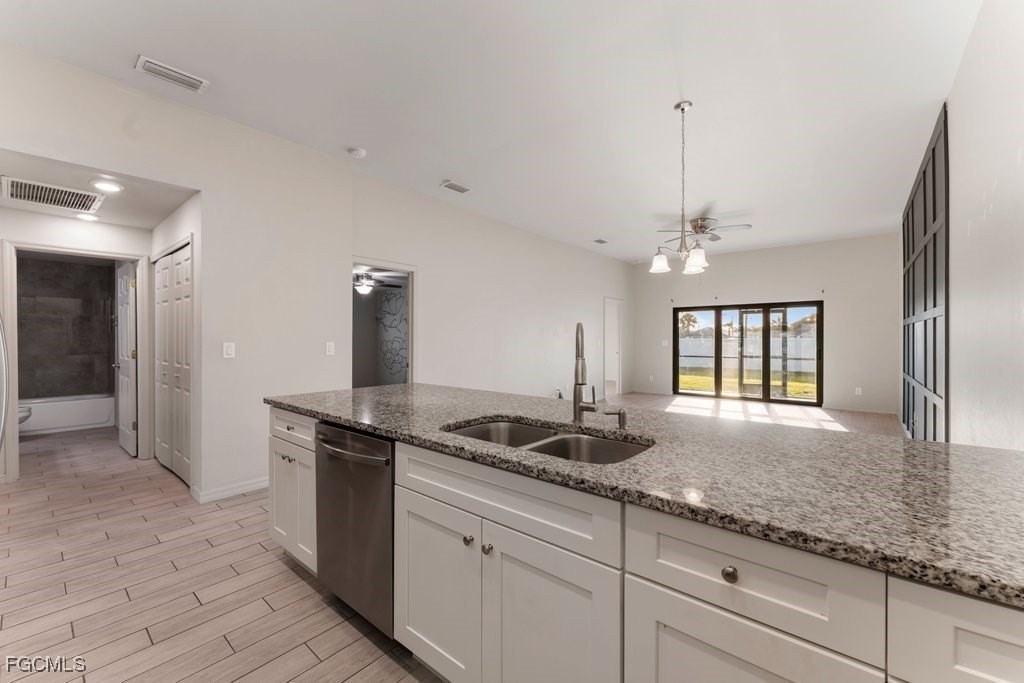 3419 Sw 8th Pl - Photo 5 of 21