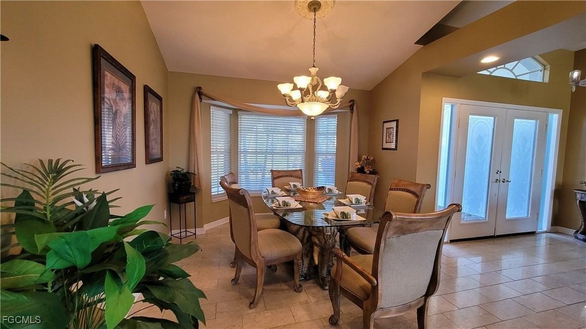 2720 Sw 51st St - Photo 5 of 28