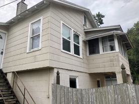 1435 1/2 15th St N - Photo 1 of 1