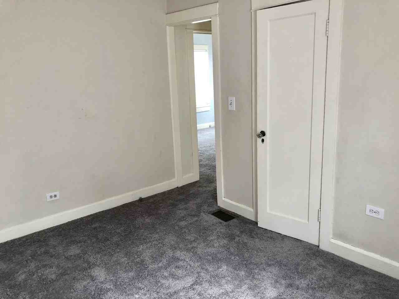 1435 15th Street North - Photo 5 of 9