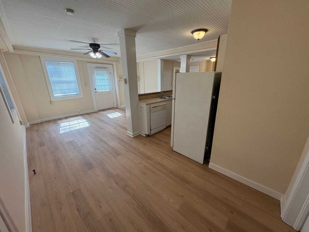 200 1/2 E Rutherford St - Photo 2 of 13
