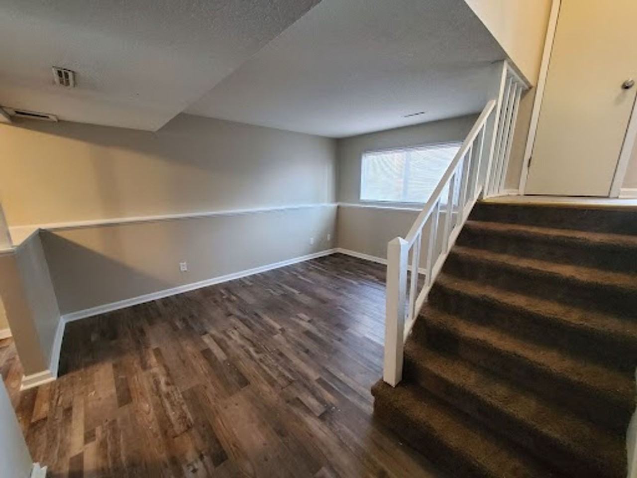 3606 East 41st Street - Photo 2 of 12