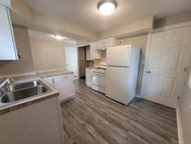 3220 E University Ave - Photo 1 of 1