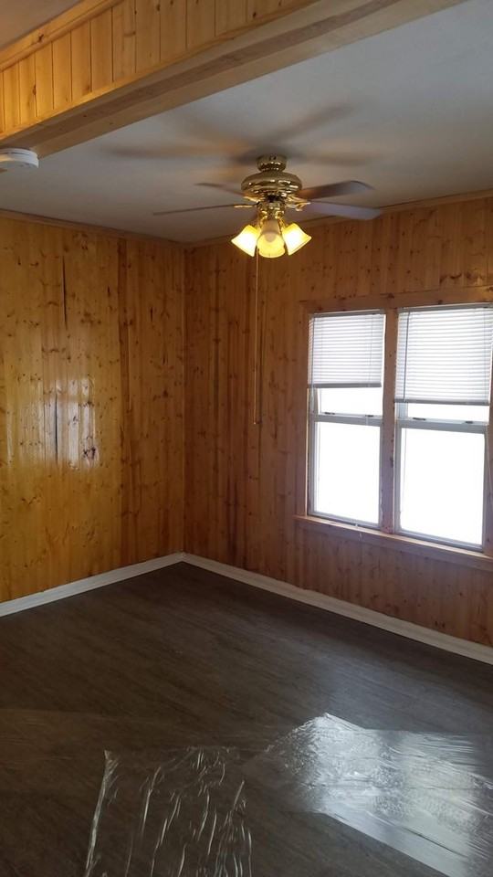 1439 90th Ave W - Photo 3 of 24