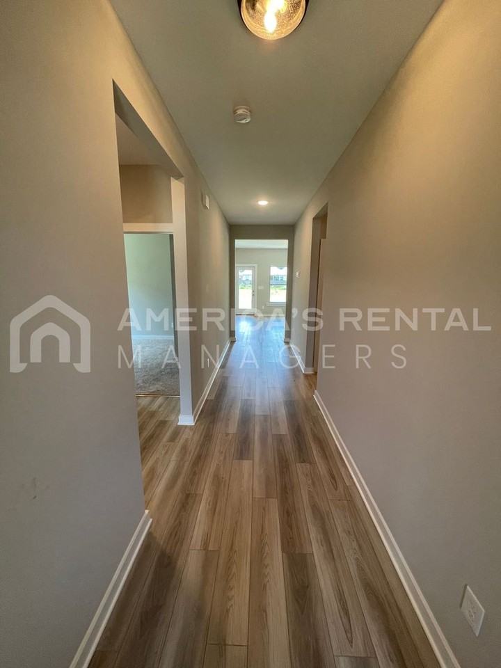 236 John Harold Dr - Photo 6 of 32