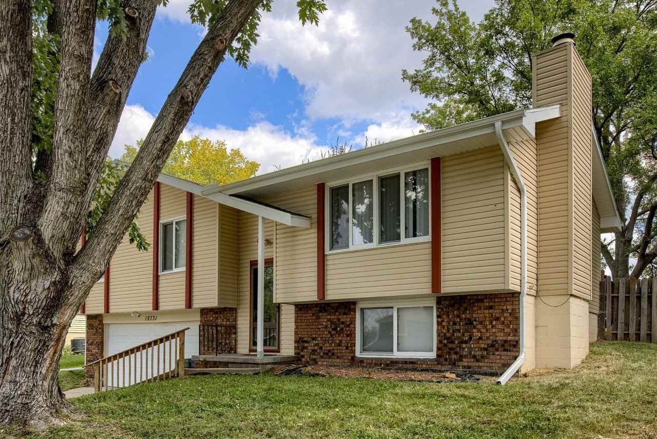 12731 S 38th St - Photo 2 of 24