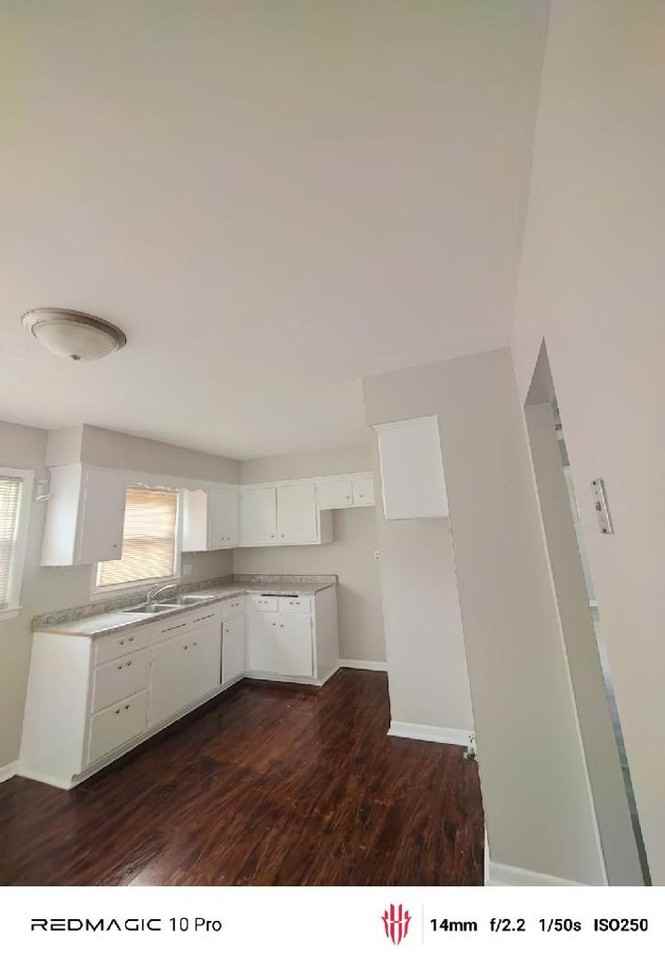 5339 5339 - 5337 N 61st St, - Photo 2 of 16