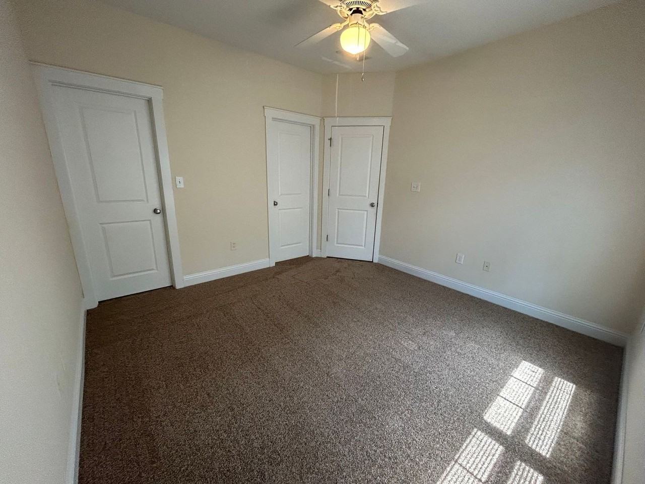 170 Jonas Ave - Photo 6 of 16