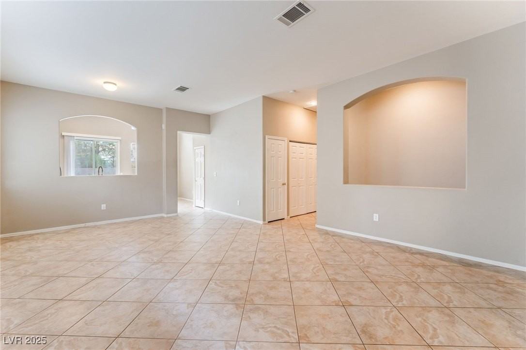 912 Siena Hills Ln - Photo 3 of 19