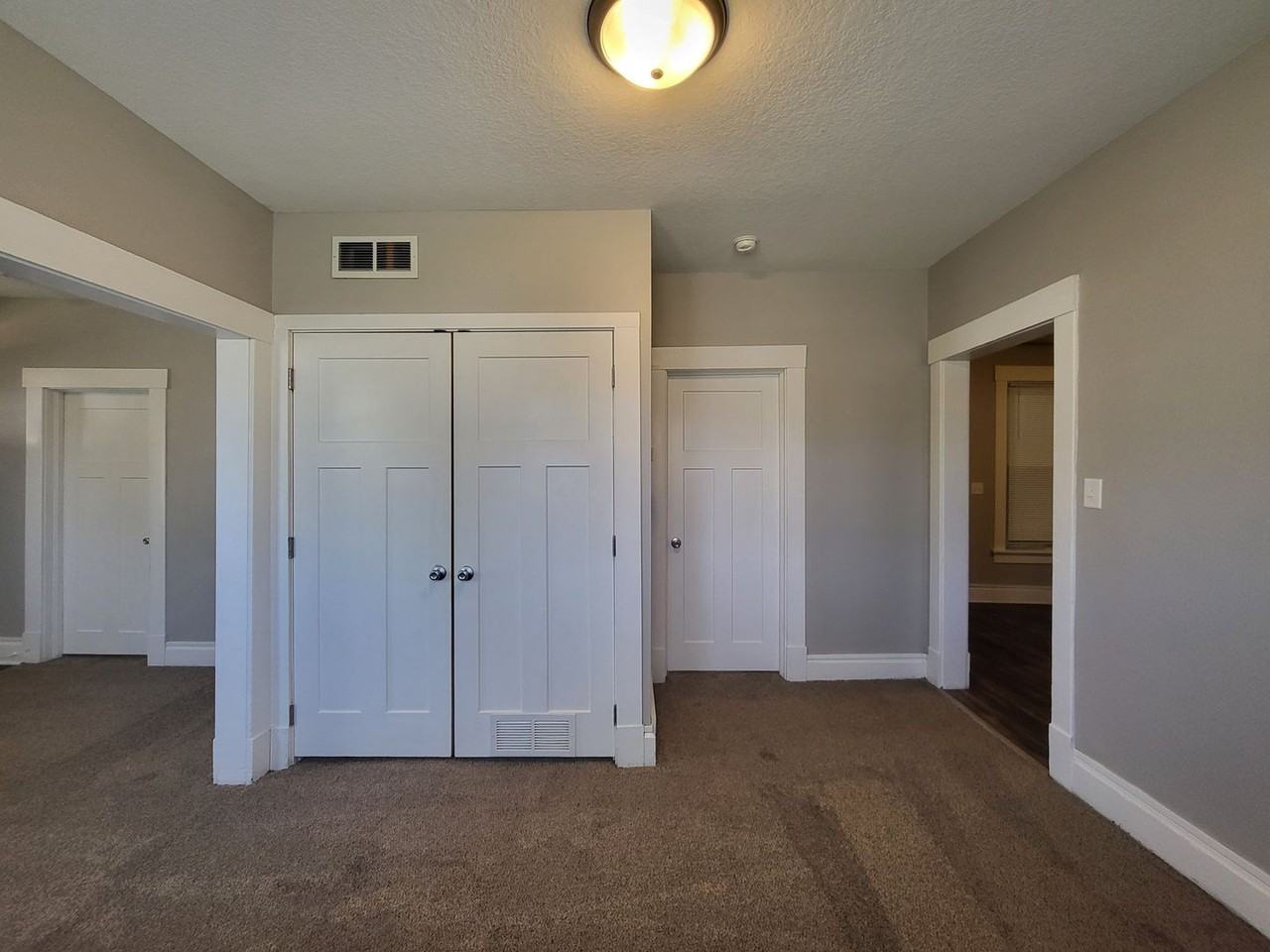 1364 Idaho St - Photo 6 of 20