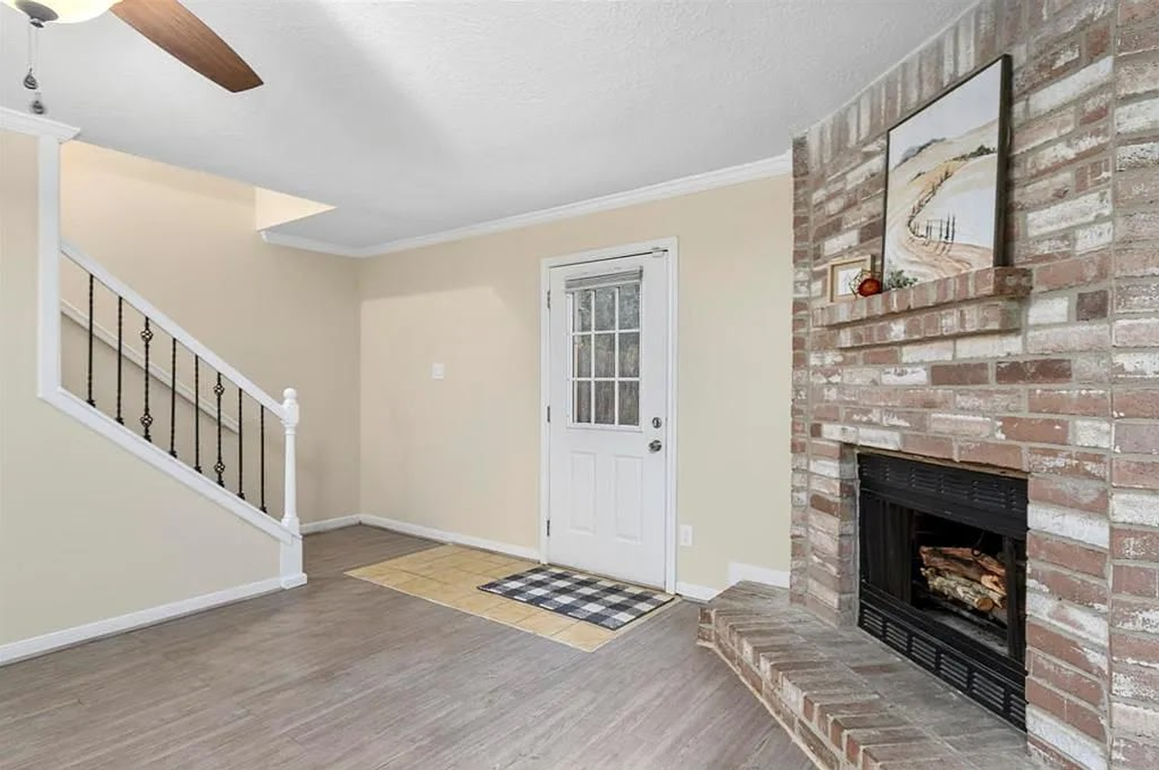 2053 Country Village Boulevard #B - Photo 3 of 23