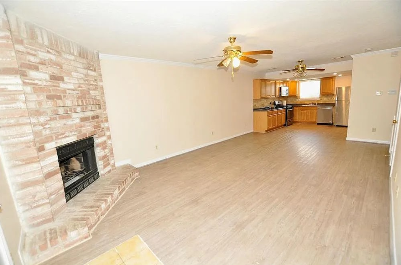 2053 Country Village Boulevard #B - Photo 6 of 23