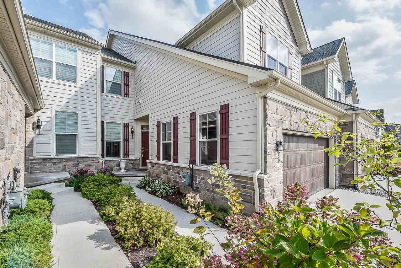 3075 N Spurway Dr - Photo 2 of 50