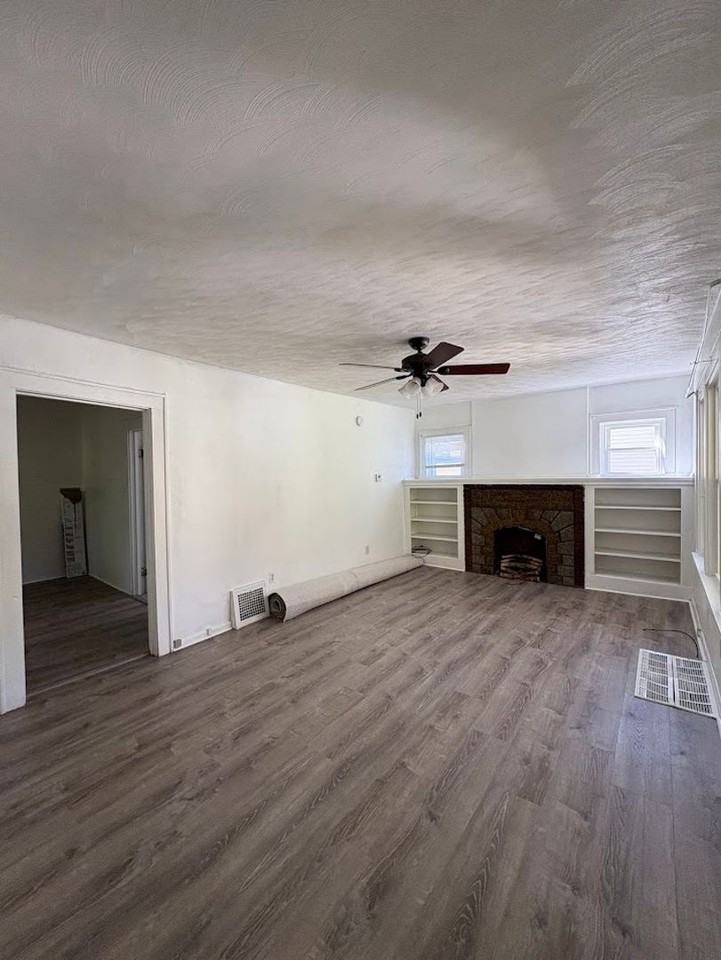 844 Lawton St - Photo 3 of 18