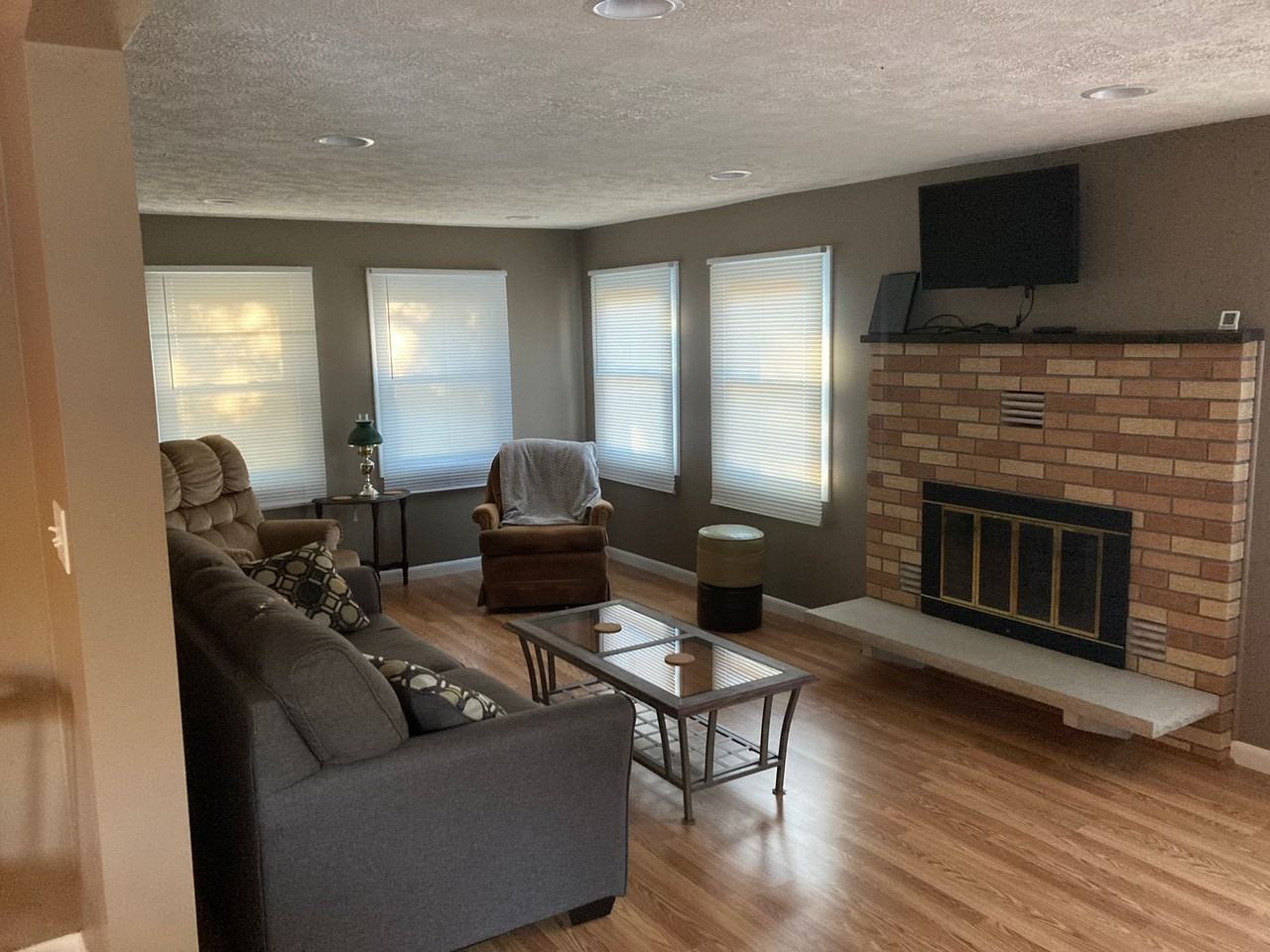 3797 E Hammond Rd - Photo 3 of 12