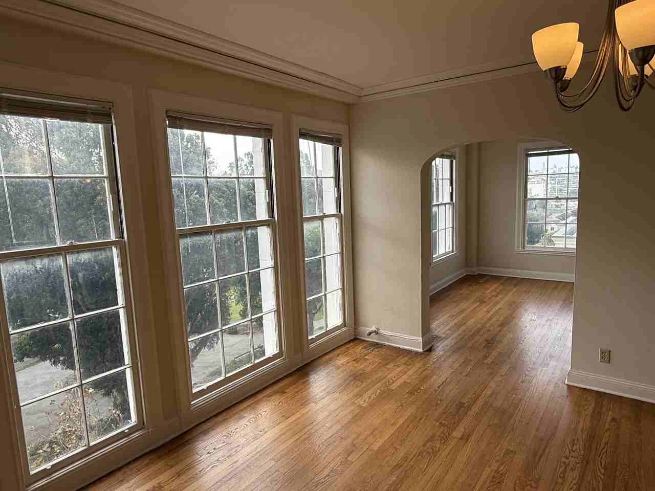 1090 Eddy Street #406