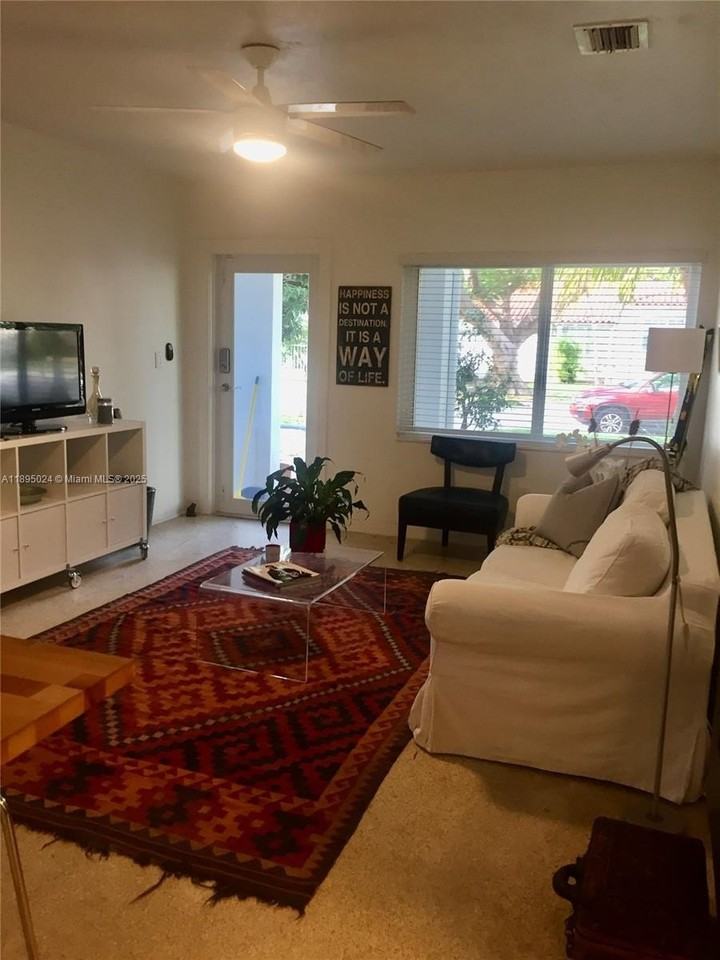 1160 Sw 22nd Ter #2 - Photo 3 of 29