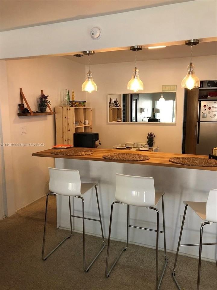 1160 Sw 22nd Ter #2 - Photo 4 of 29