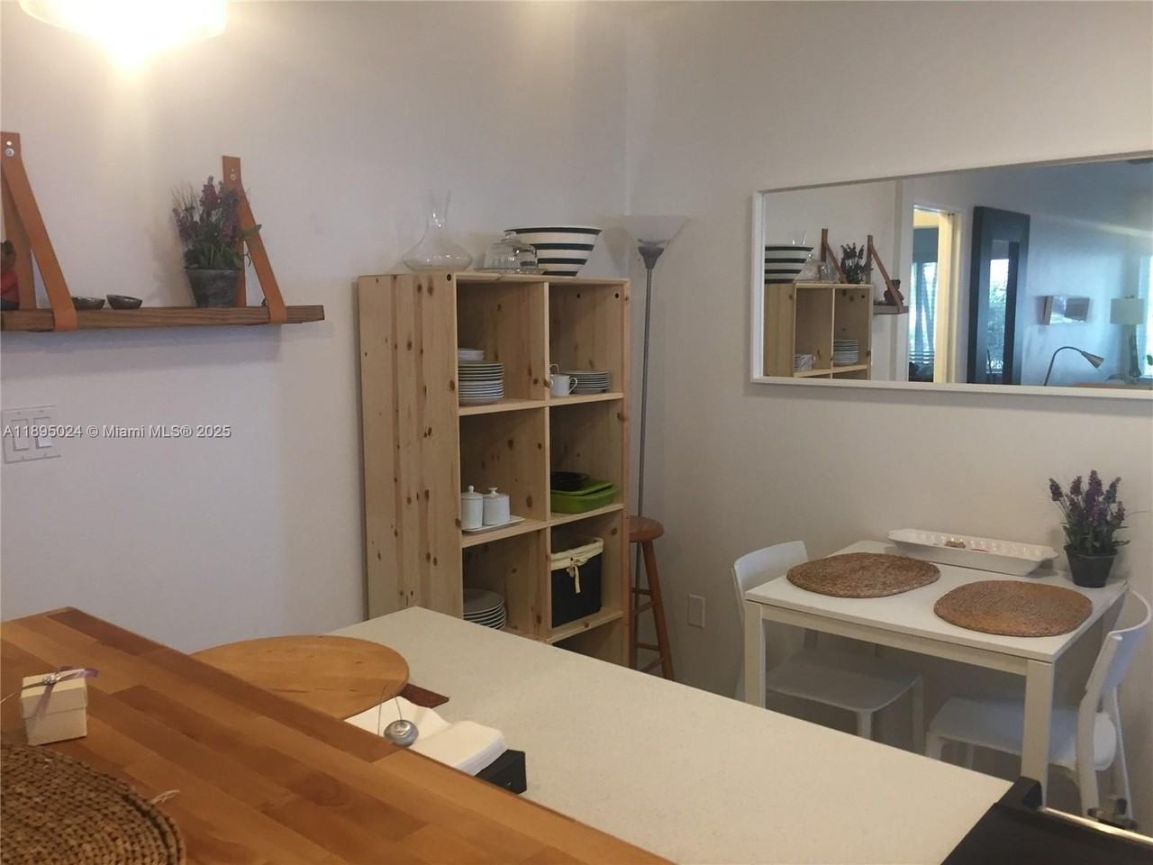 1160 Sw 22nd Ter #2 - Photo 6 of 29