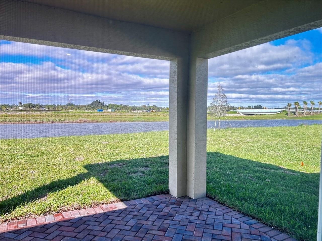 974 Bent Creek Dr #974 - Photo 2 of 22