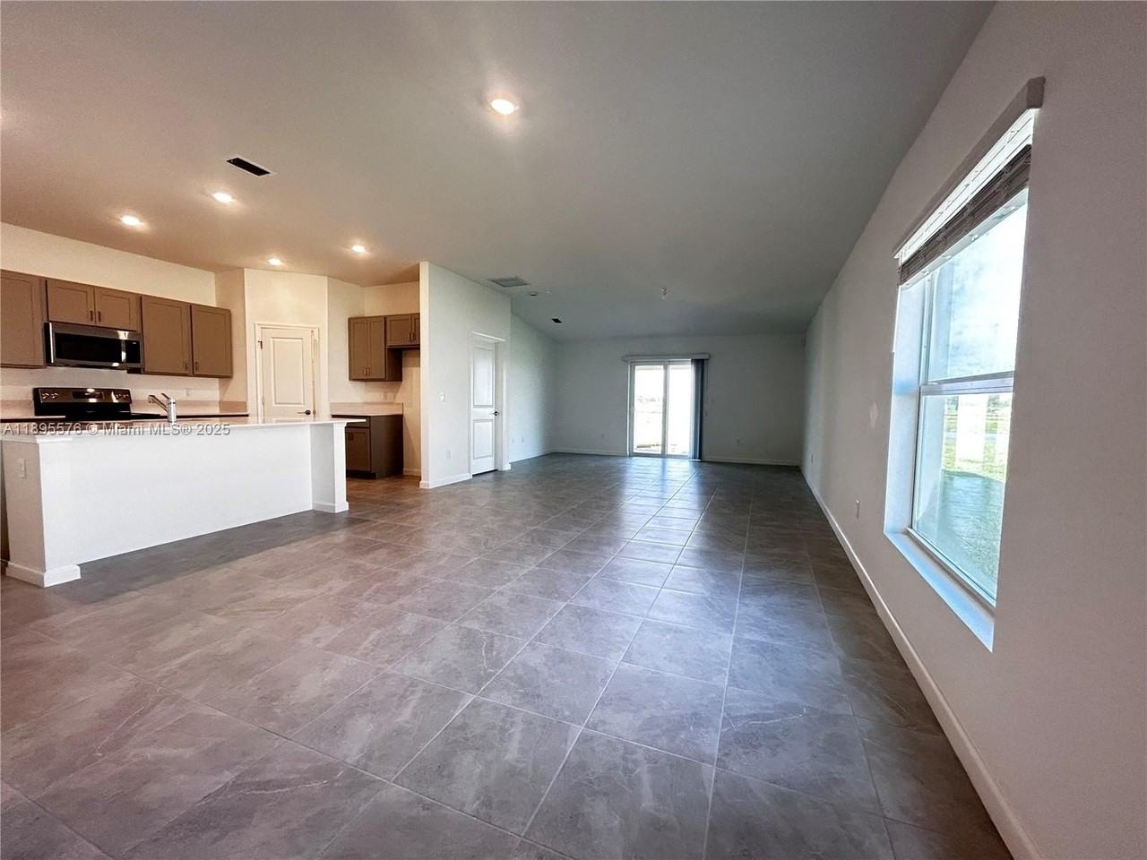 974 Bent Creek Dr #974 - Photo 7 of 22