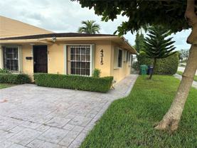 4315 Sw 69th Ave - Photo 1 of 1