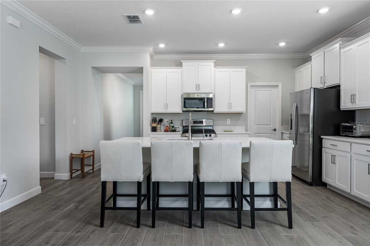 11923 Lilac Pearl Ln - Photo 7 of 36