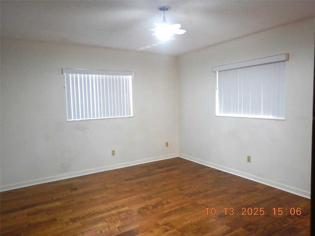 3461 Nw 35th Pl - Photo 5 of 8