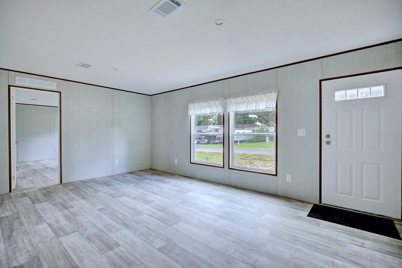 8595 Nw 13th Ct - Photo 5 of 38