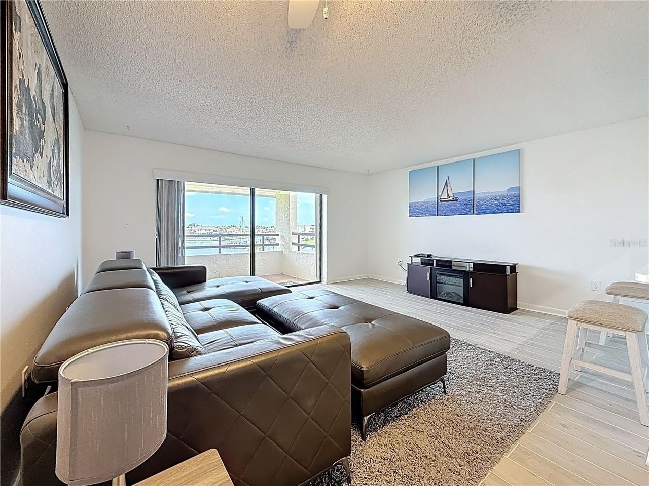 106 1st St E #306 - Photo 6 of 24