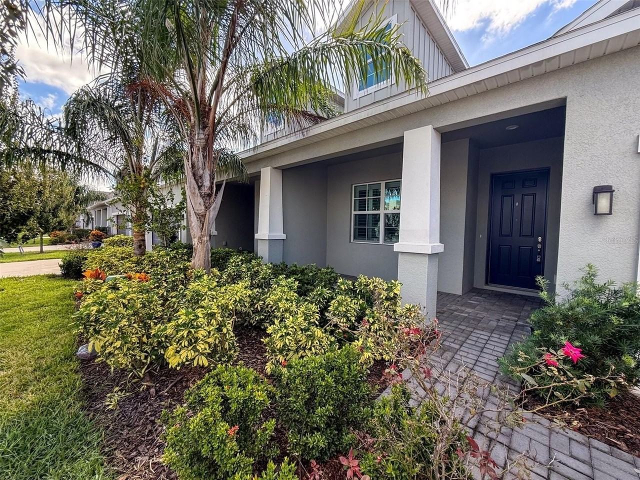 5814 Stockport St - Photo 2 of 32