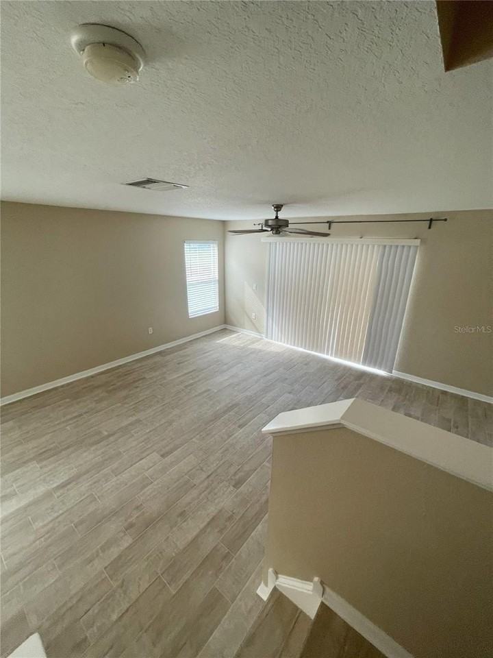 10840 Johanna Ave - Photo 6 of 22