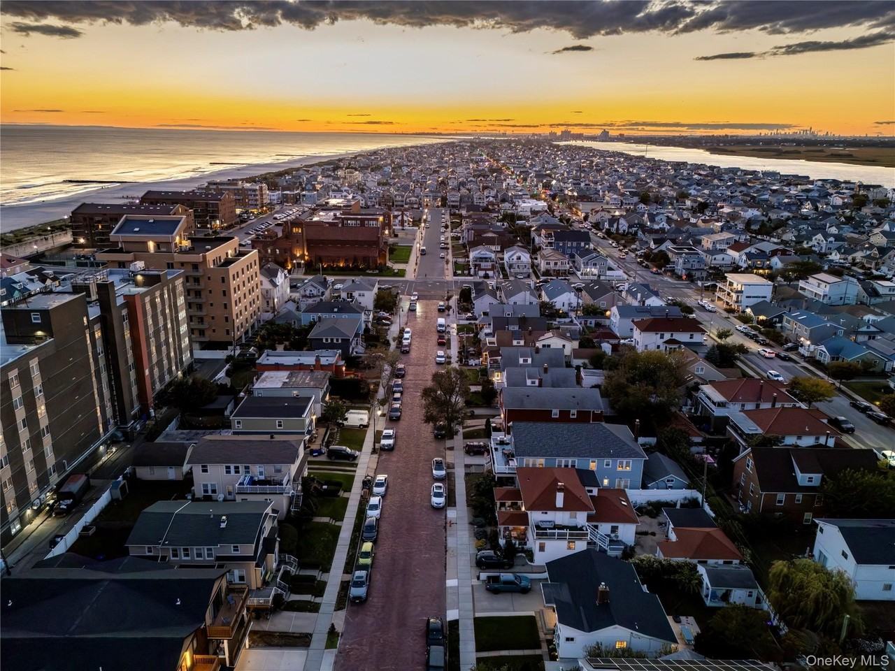 622 W Penn St - Photo 5 of 42