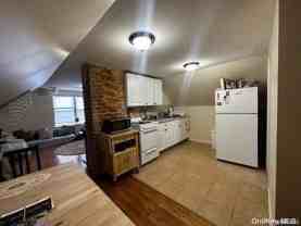 723 W Broadway - Photo 1 of 1
