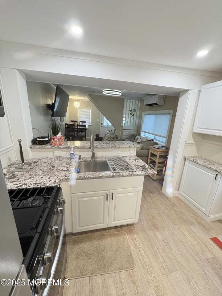 124 Broadway - Photo 4 of 22