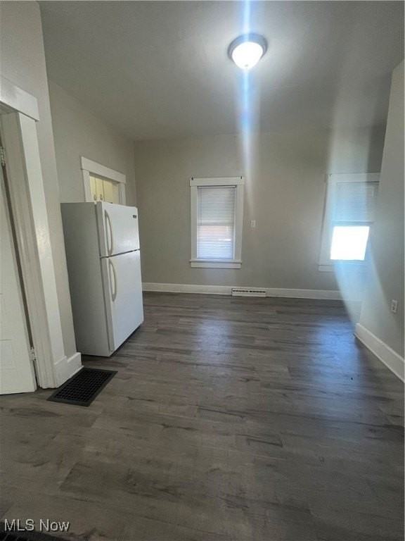 1027 Harrison Ave Sw - Photo 3 of 7