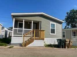 featured image of 229 Cardinal Ln #229