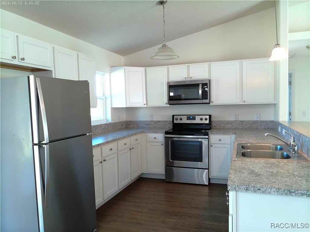 137 N Independence Hwy - Photo 5 of 22