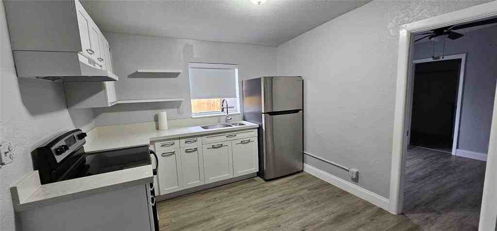 750 Northwest 17th Terrace #1 - Photo 5 of 14