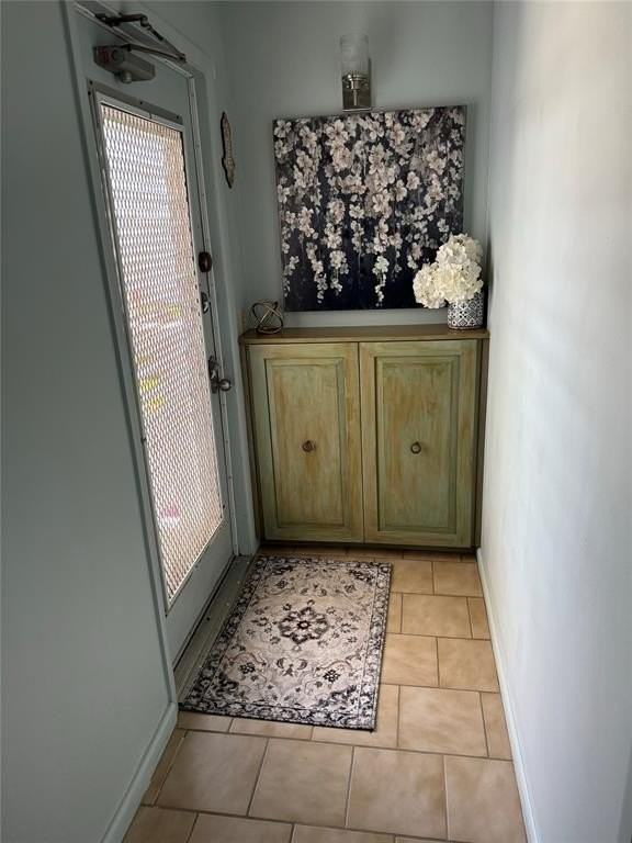 4054 Exeter E #C - Photo 3 of 13