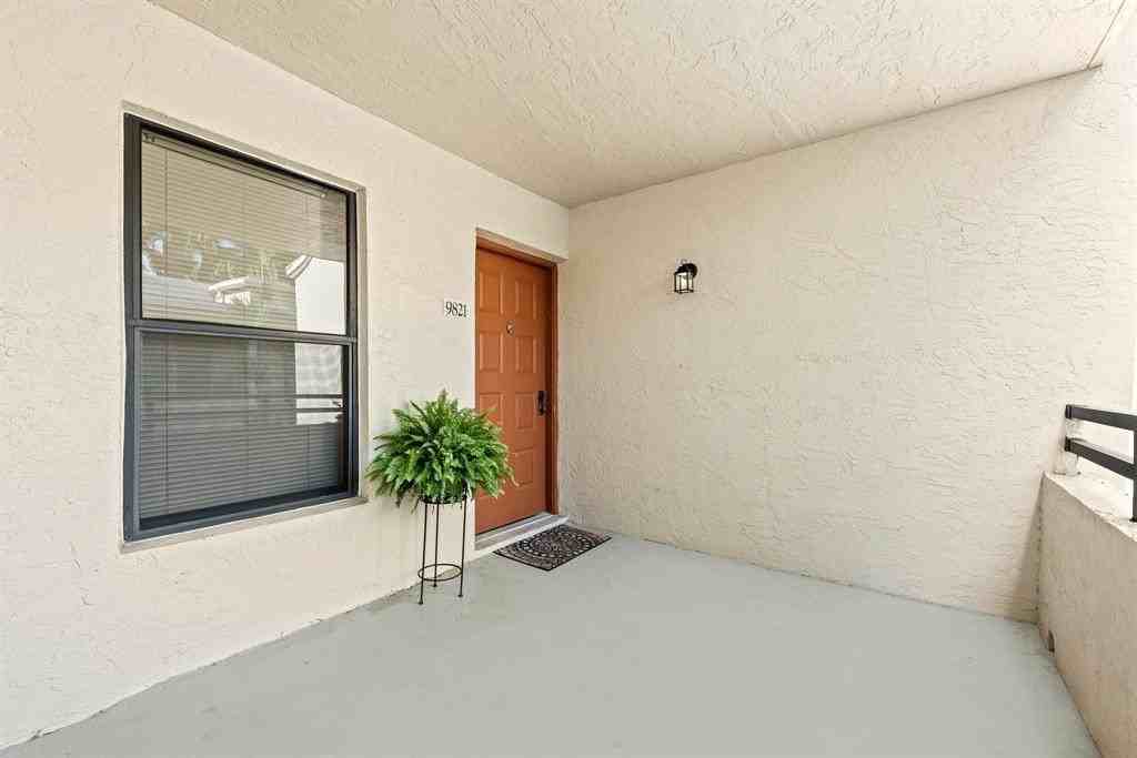 9821 Nw 3rd St #9821 - Photo 3 of 16