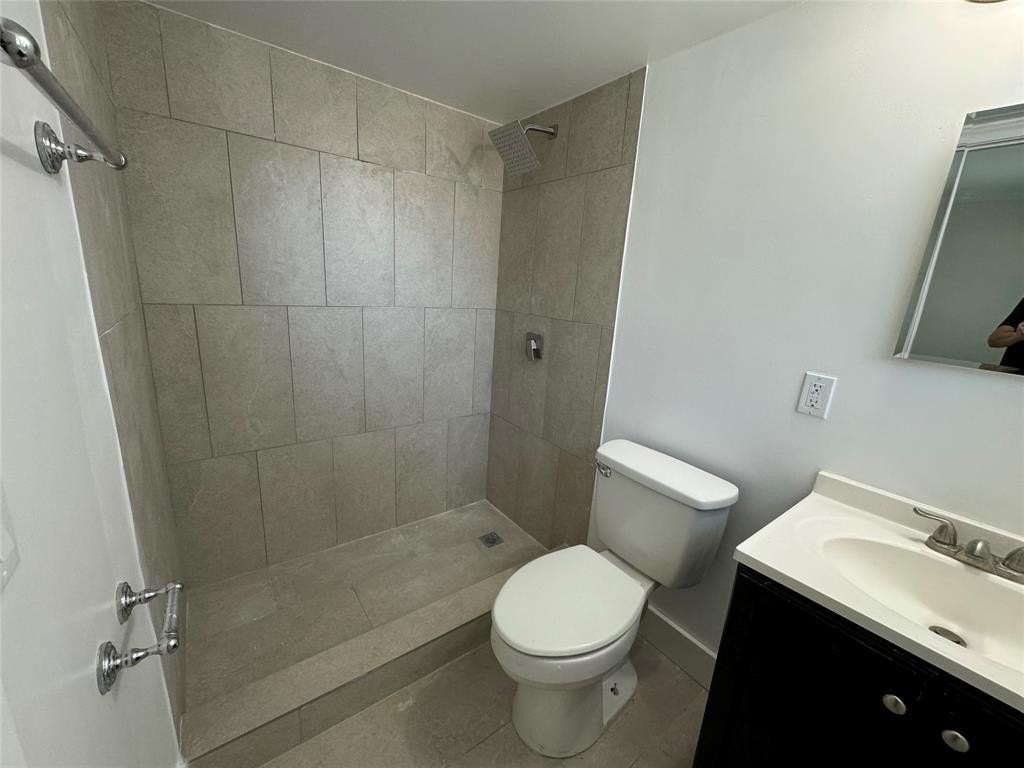 5162 Ne 6th Ave #324 - Photo 6 of 15