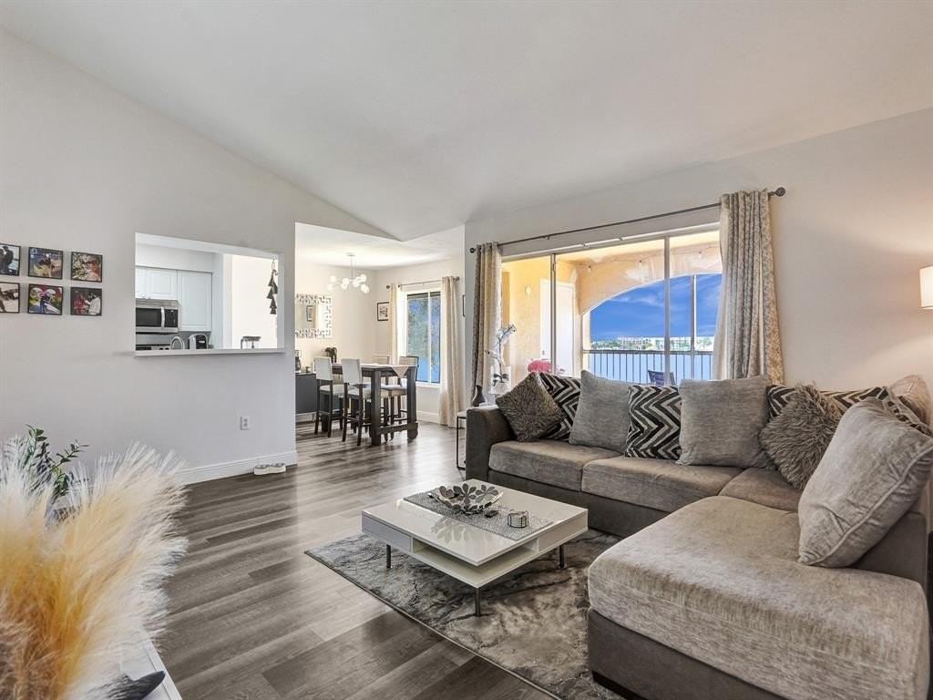 2351 Northwest 33rd Street #513 - Photo 3 of 26