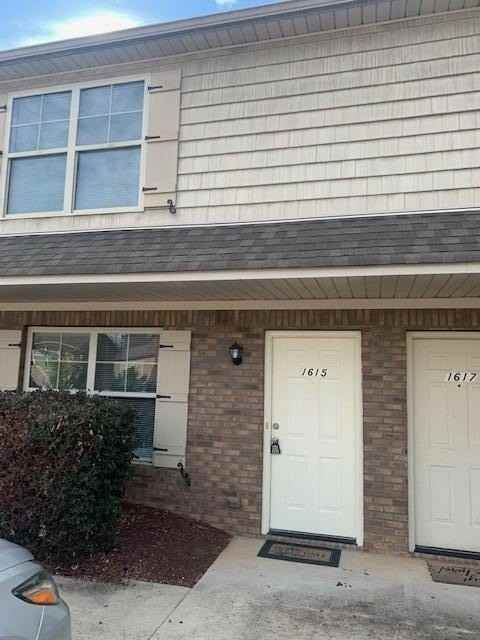 1615 Manchester Trl Ne