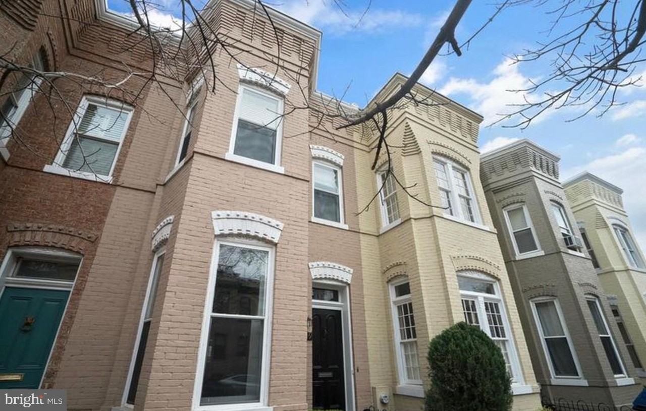 1319 35th St Nw - Photo 2 of 20