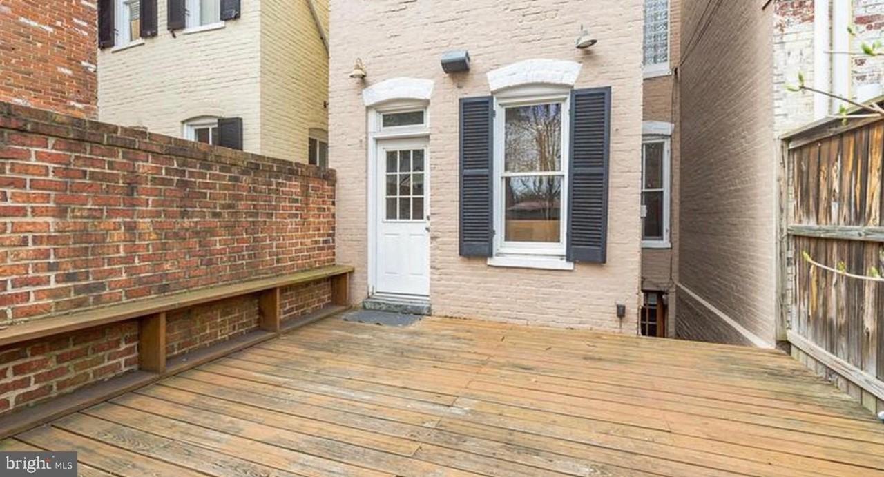 1319 35th St Nw - Photo 5 of 20