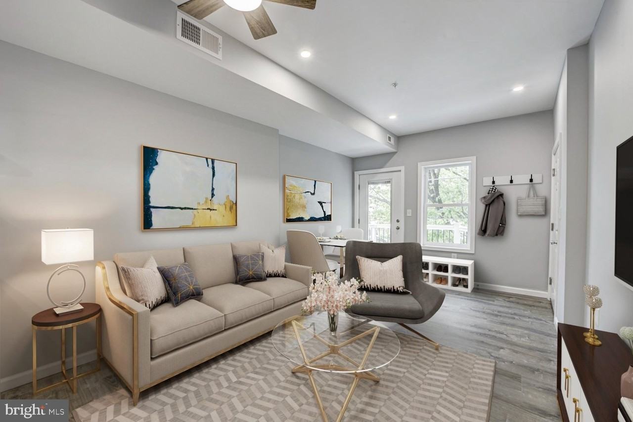 832 19th St Ne Unit C #C - Photo 4 of 19